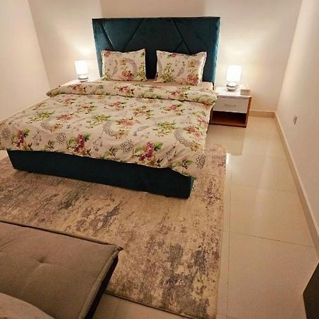 Splendid Villa Rooms Near Dubai Airport Exteriér fotografie