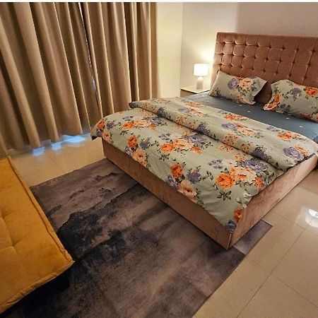 Splendid Villa Rooms Near Dubai Airport Exteriér fotografie
