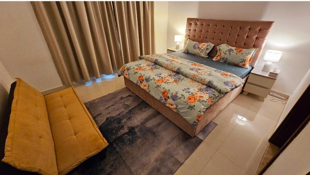 Splendid Villa Rooms Near Dubai Airport Exteriér fotografie